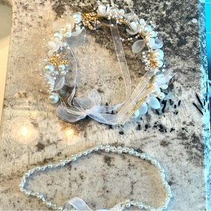 2 Girls Ties On Headbands